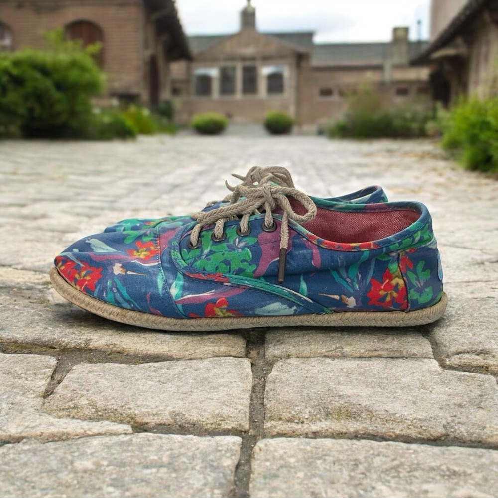 Womens TOMS Cordones Blue Birds of Paradise Multi-Color Shoes Size 8.5 W